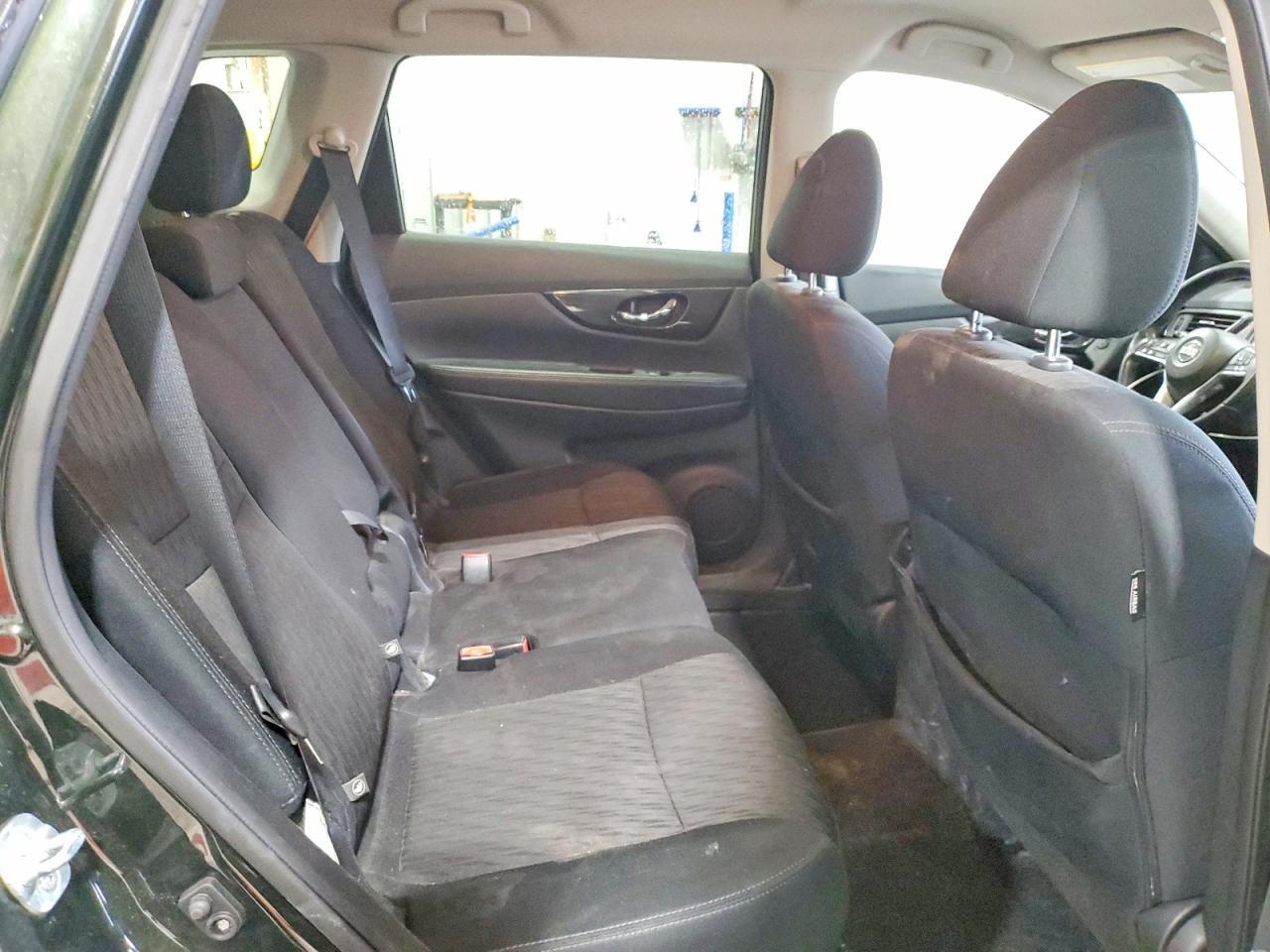 2018 Nissan Rogue S - zdjęcie 11