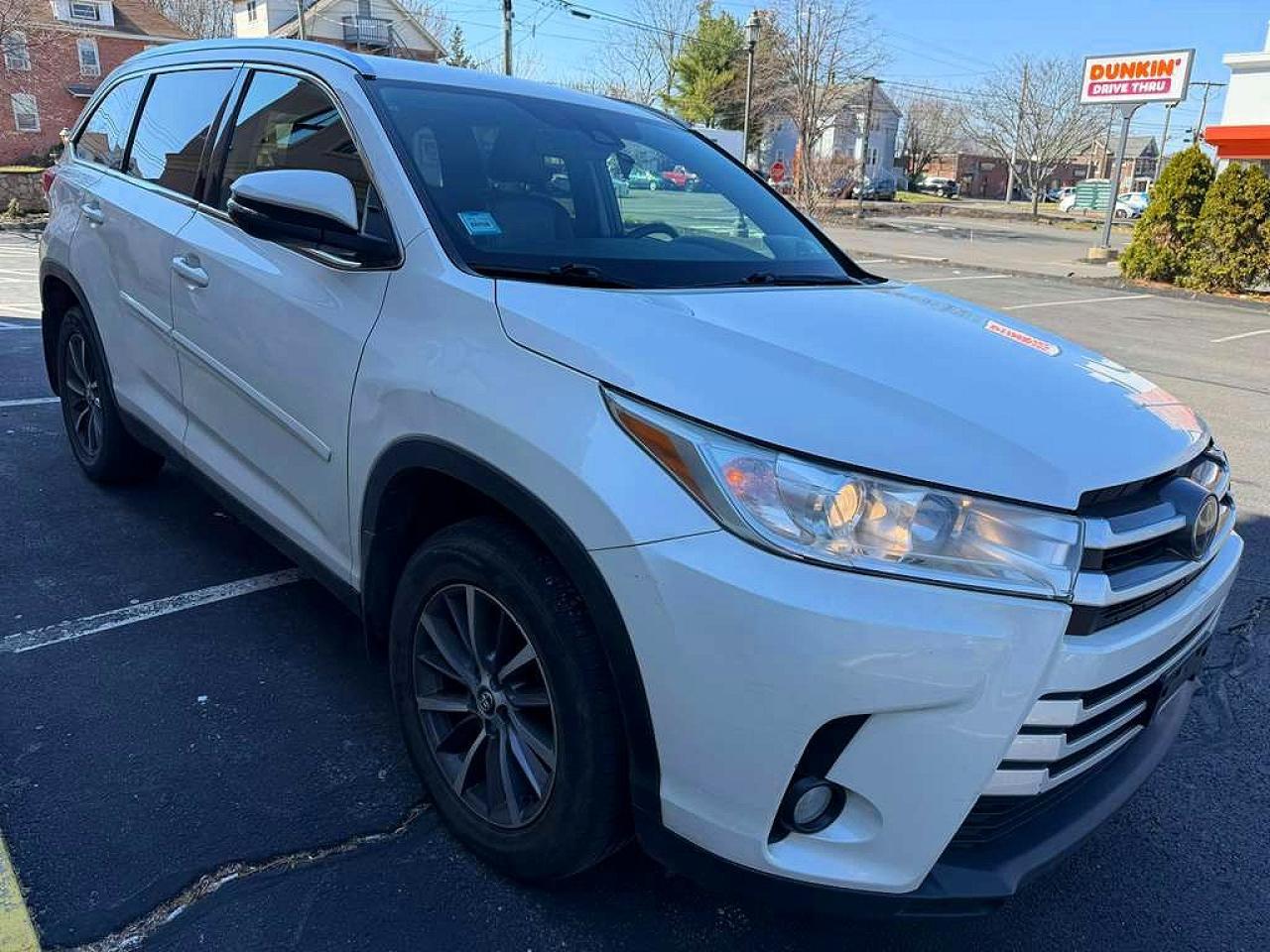 2019 Toyota Highlander Xle - zdjęcie 4