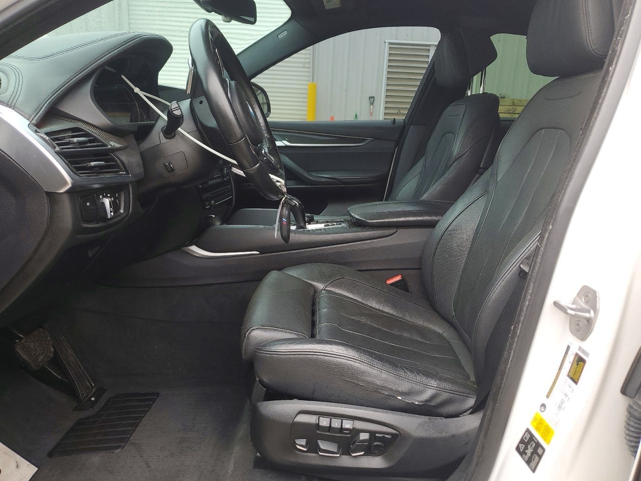 2015 BMW X6 xDrive50I - zdjęcie 7