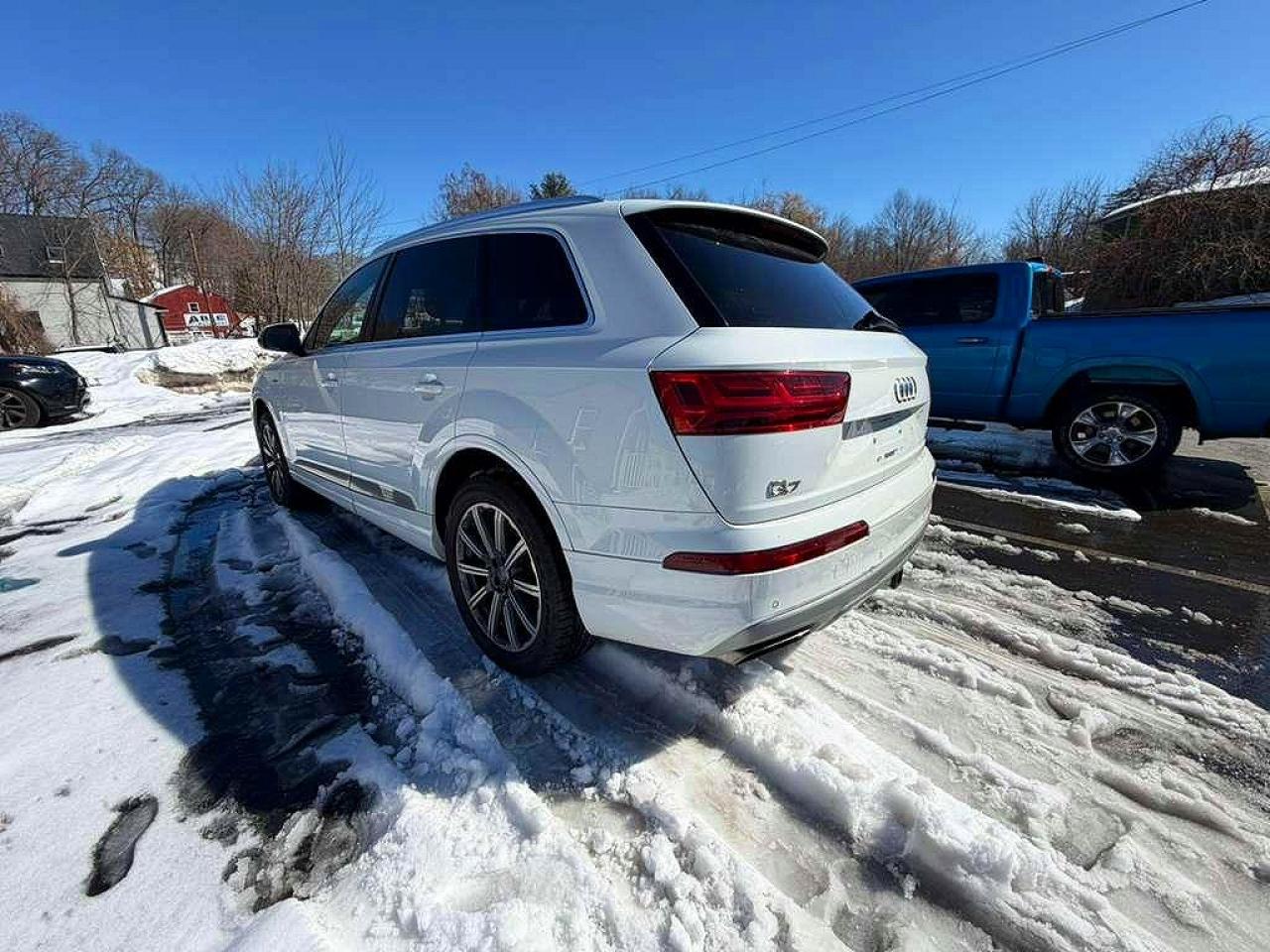 2017 Audi Q7 Premium Plus - zdjęcie 2