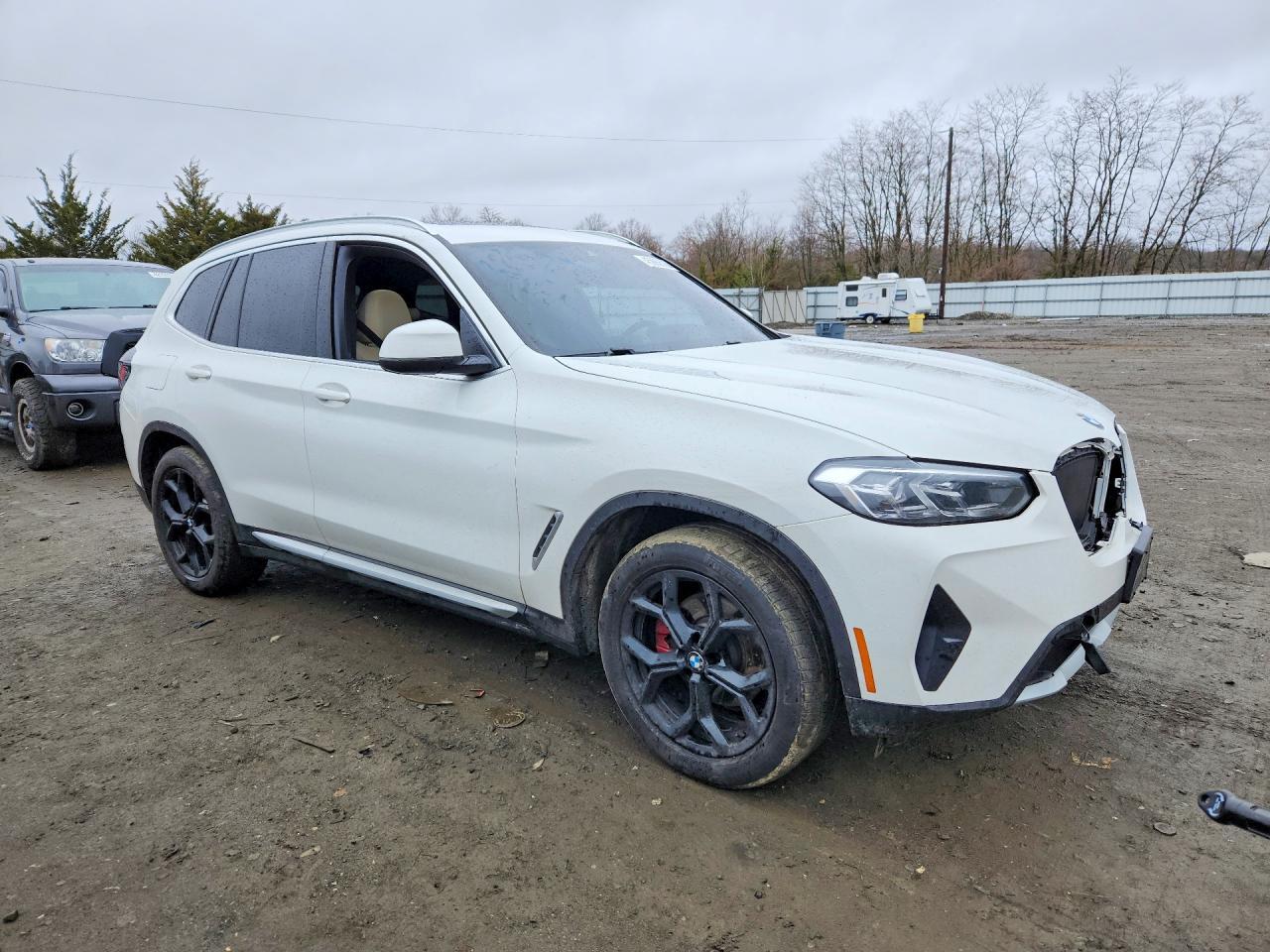 2023 BMW X3 xDrive30I - zdjęcie 4
