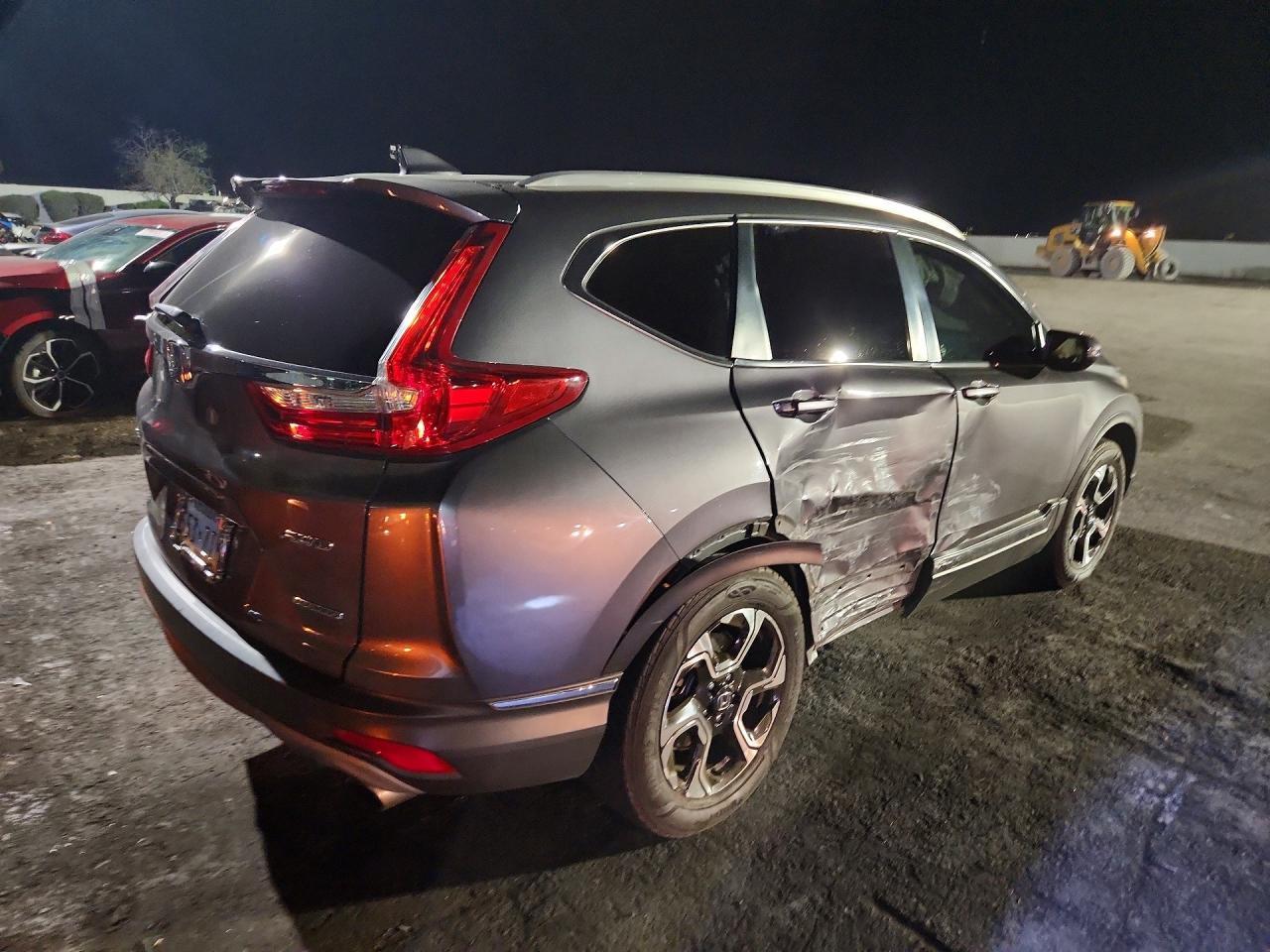 2018 Honda Cr-V Touring - zdjęcie 3