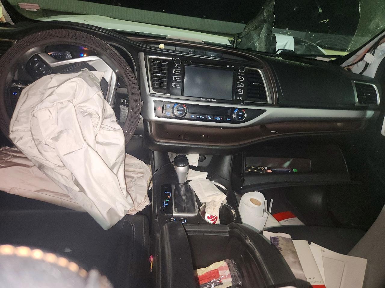 2016 Toyota Highlander Xle - zdjęcie 8