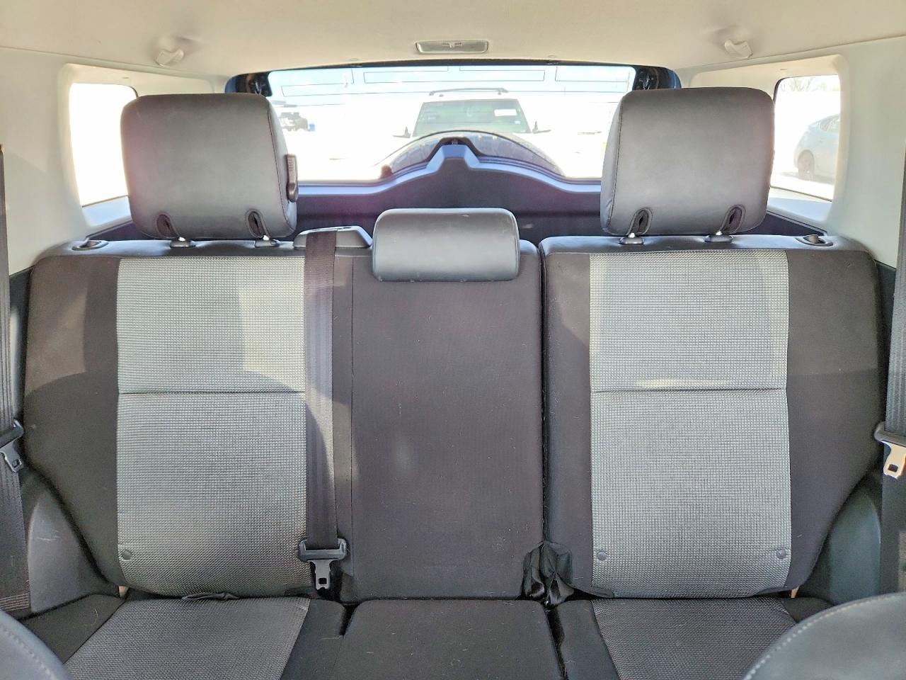 2014 Toyota Fj Cruiser Base - zdjęcie 10