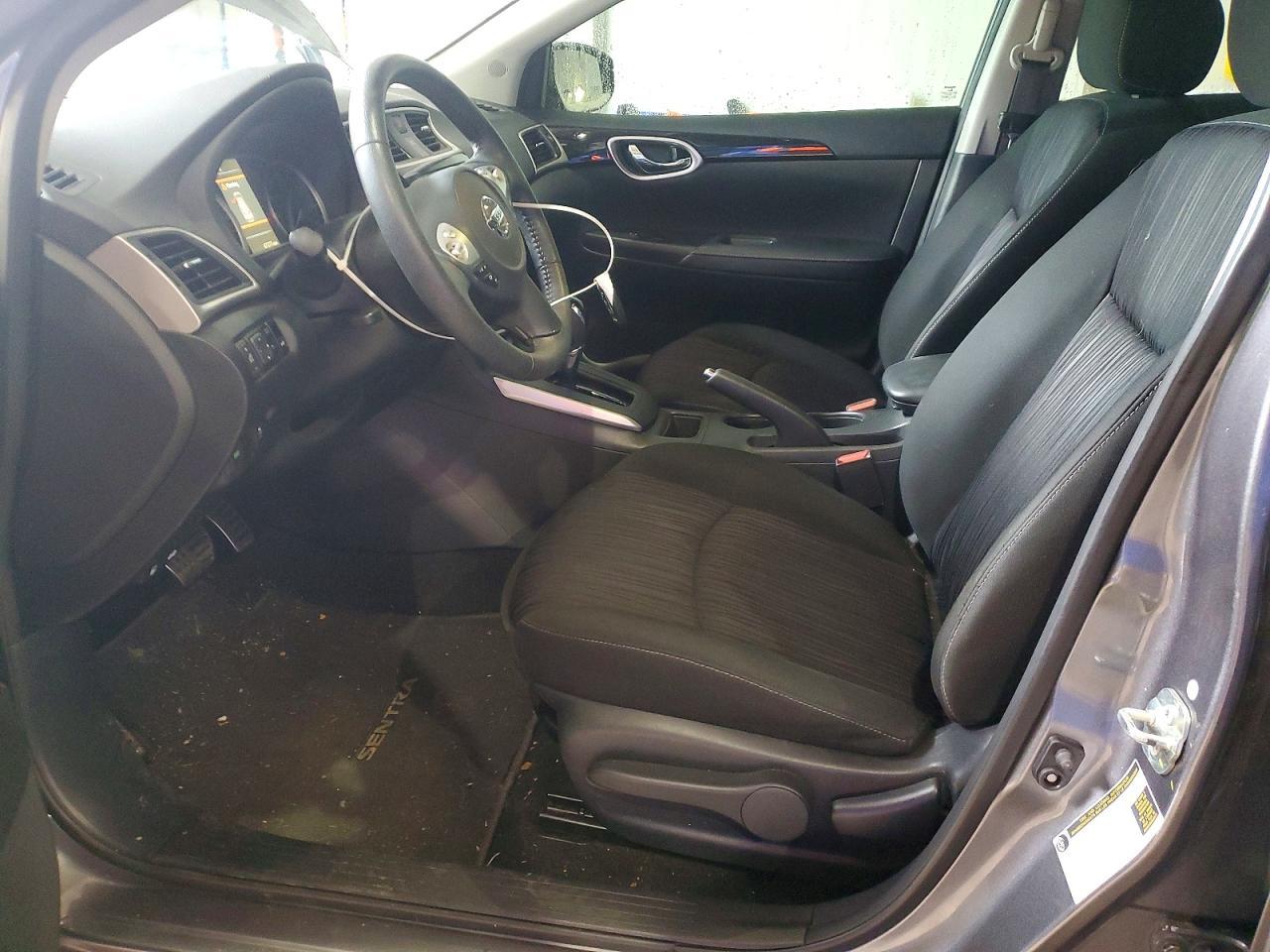 2019 Nissan Sentra Sv - zdjęcie 7