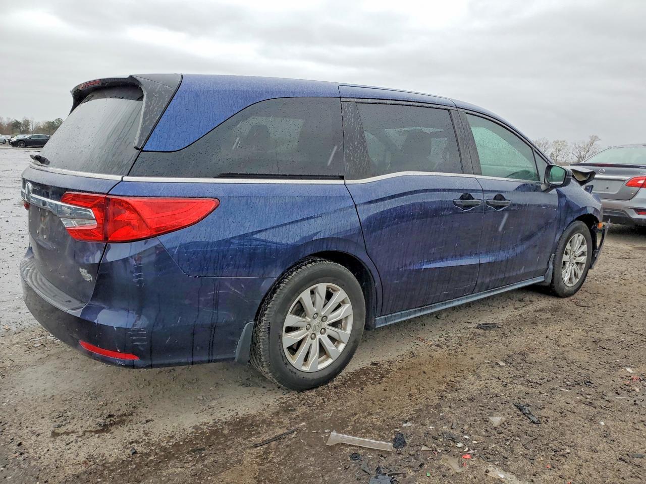 2020 Honda Odyssey Lx - zdjęcie 3