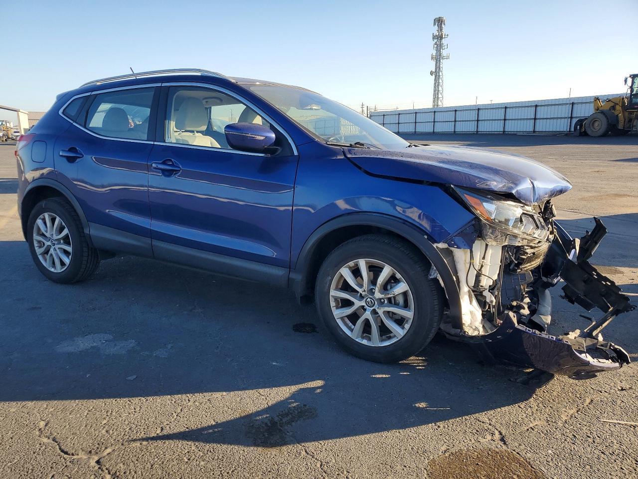 2021 Nissan Rogue Sport Sv - zdjęcie 4