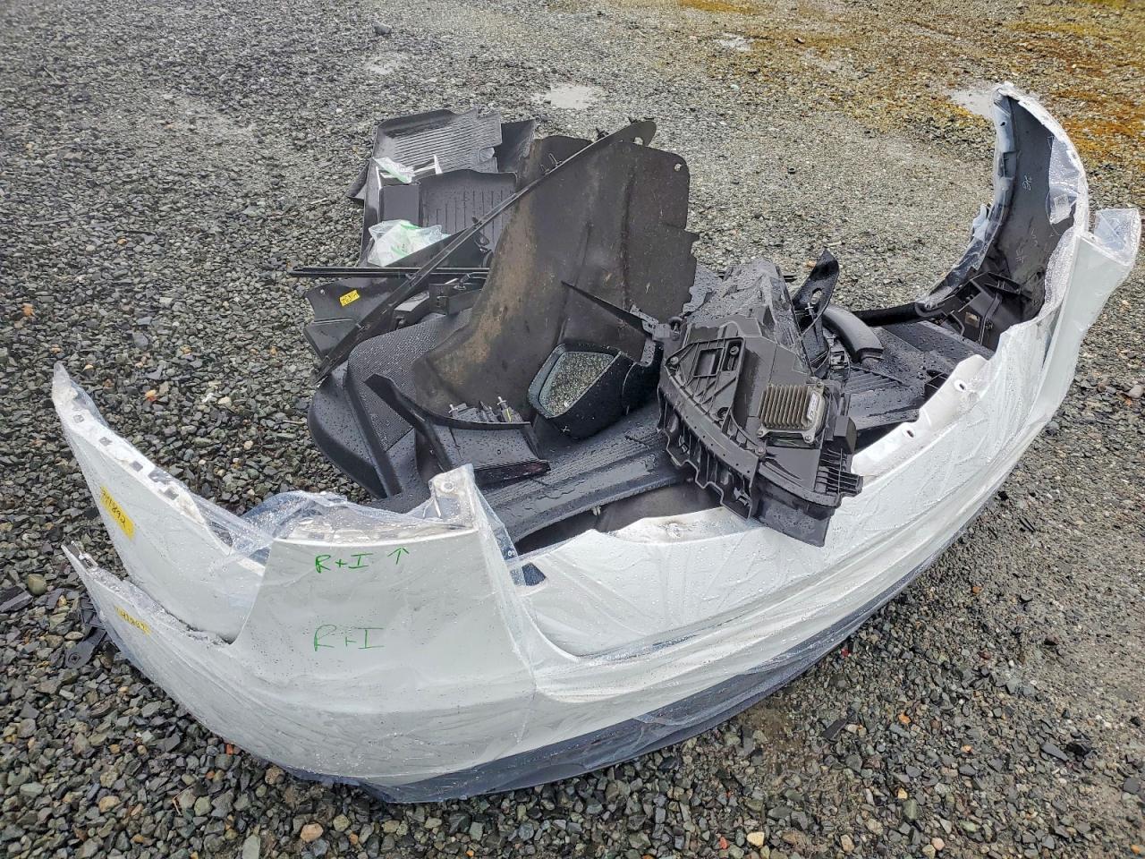 2023 Tesla Model Y - zdjęcie 13