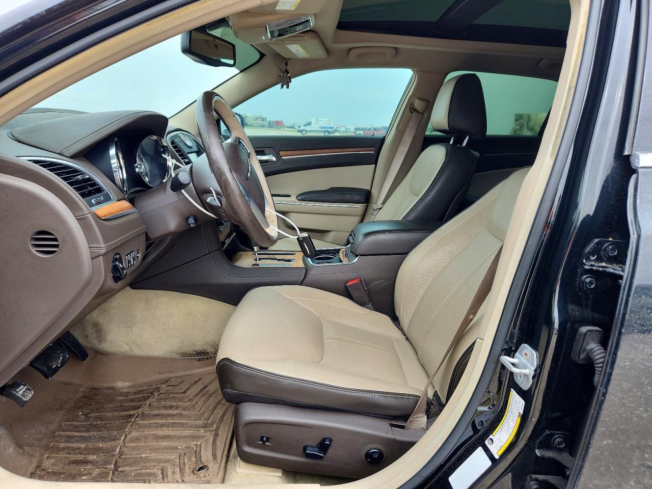 2013 Chrysler 300C Luxury - zdjęcie 7