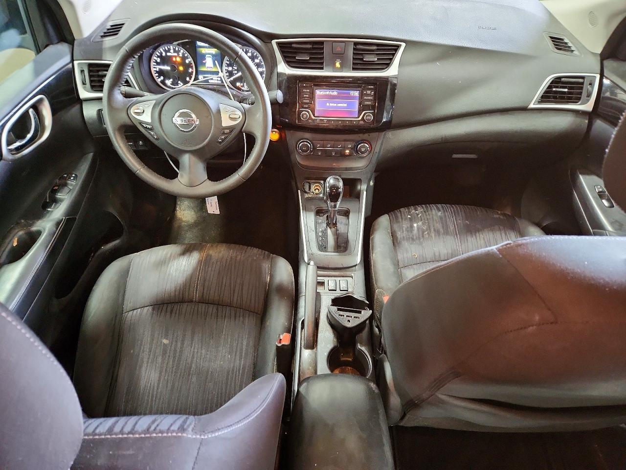 2017 Nissan Sentra S - zdjęcie 8