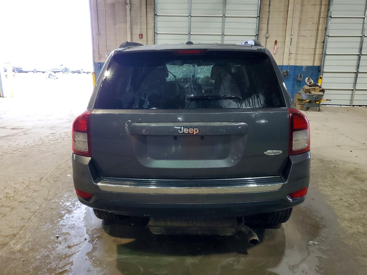 2017 Jeep Compass Latitude - zdjęcie 6