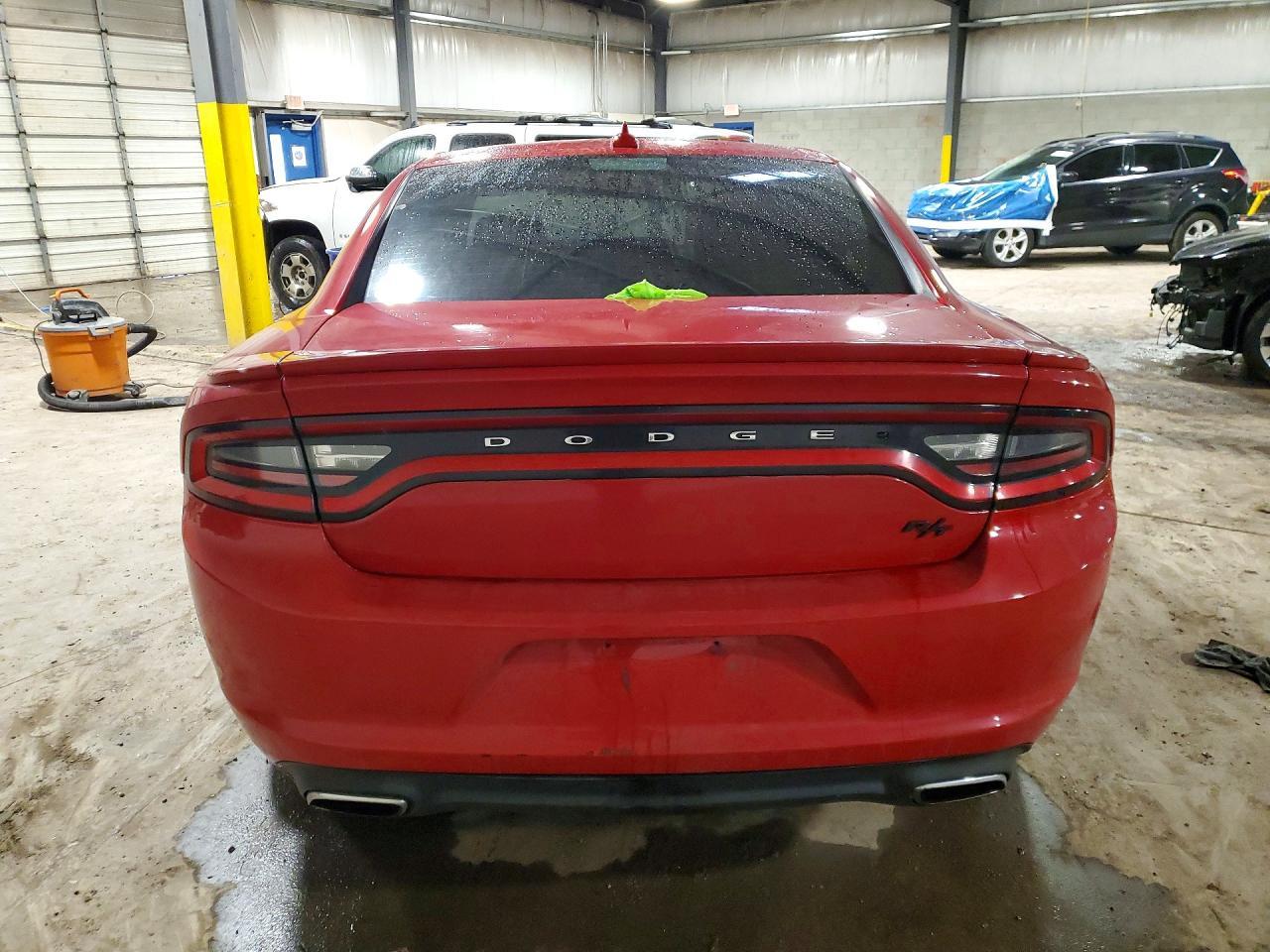 2016 Dodge Charger R - zdjęcie 6