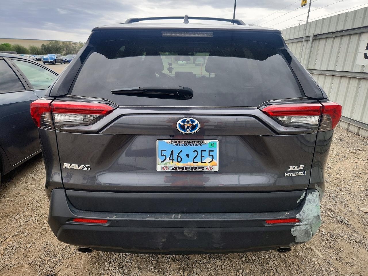 2022 Toyota Rav4 Hybrid Xle - zdjęcie 6