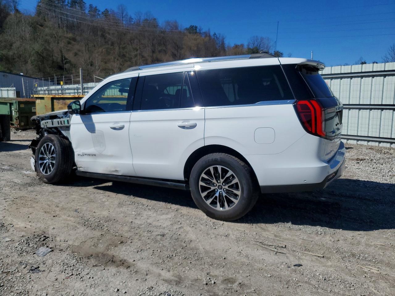 2025 Ford Expedition Platinum - zdjęcie 2