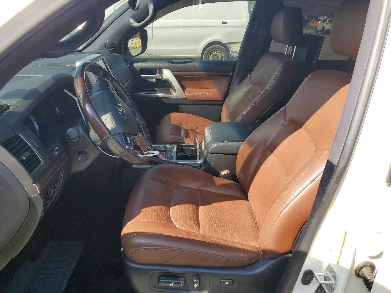 2016 Toyota Land Cruiser Base - zdjęcie 7