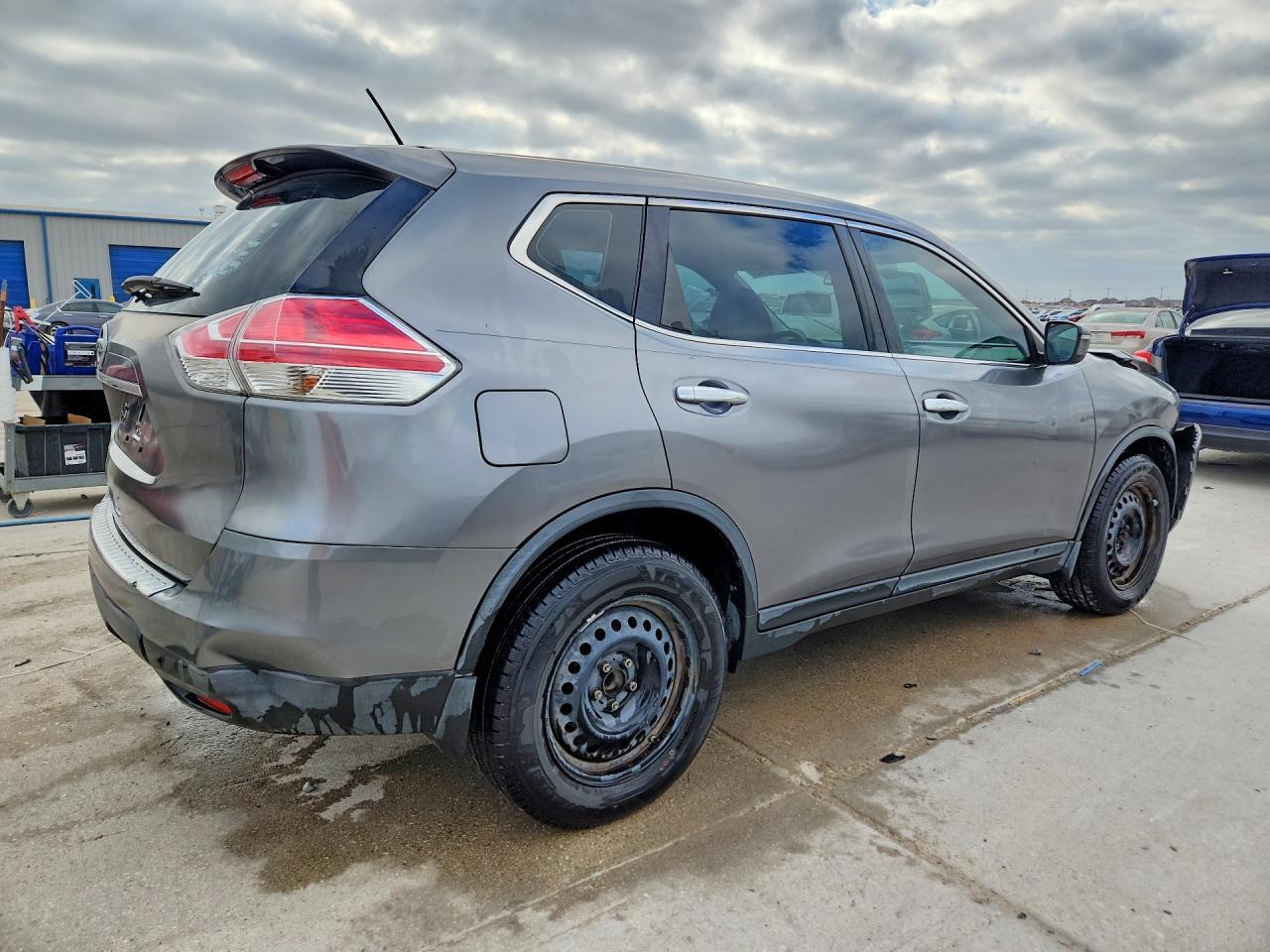 2015 Nissan Rogue S - zdjęcie 3