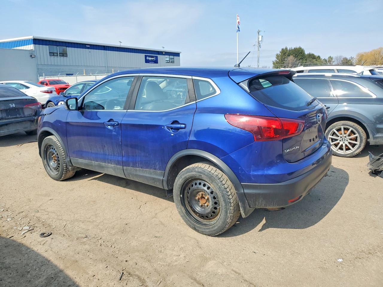 2017 Nissan Rogue Sport S - zdjęcie 2