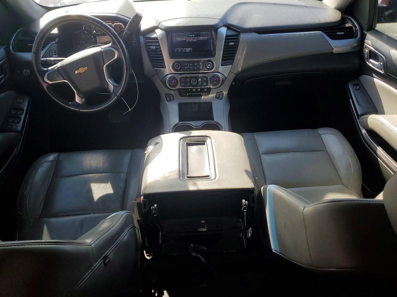 2016 Chevrolet Tahoe - zdjęcie 8