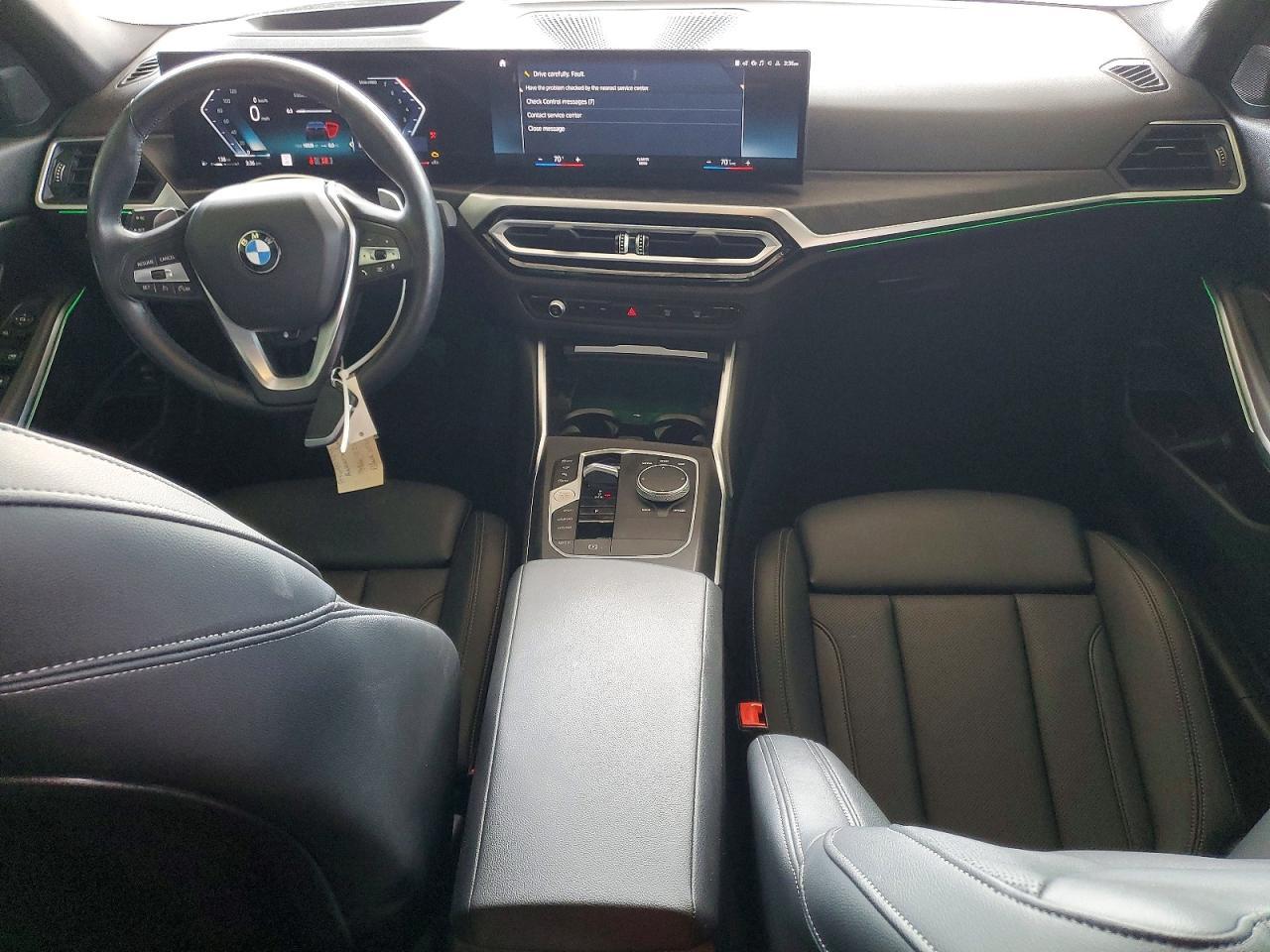 2024 BMW 330I - zdjęcie 8