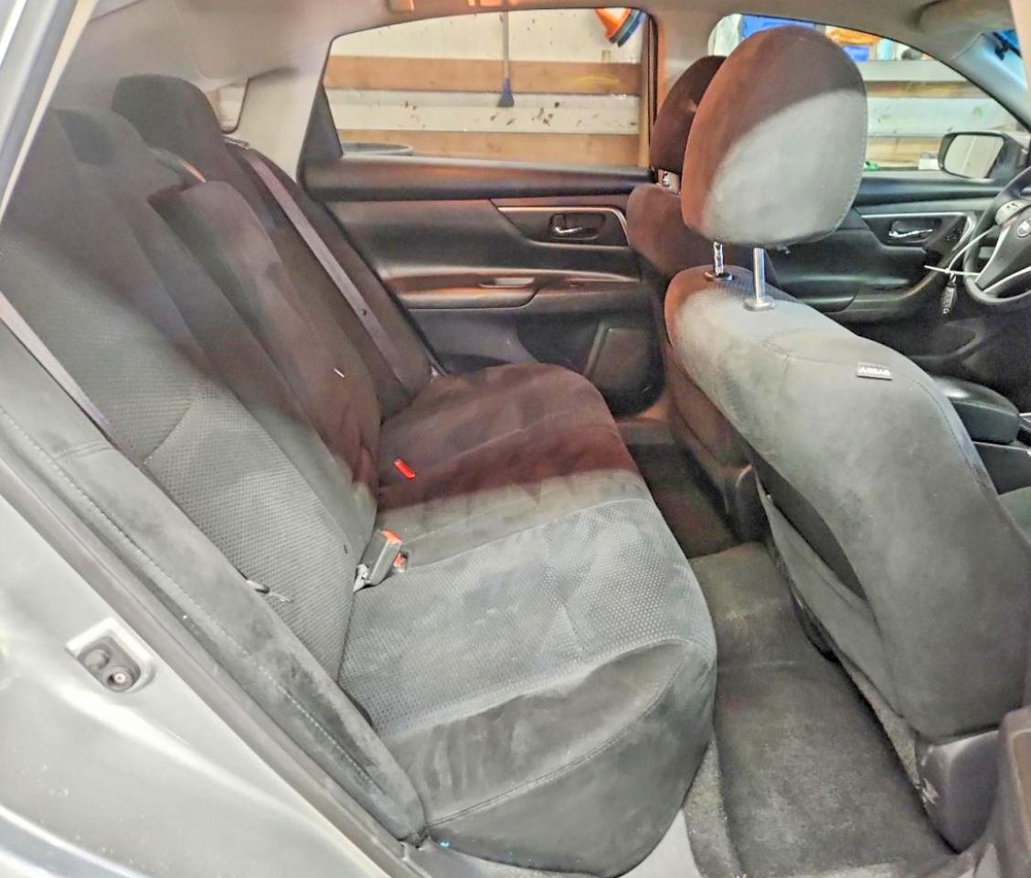 2015 Nissan Altima 2.5 S - zdjęcie 10