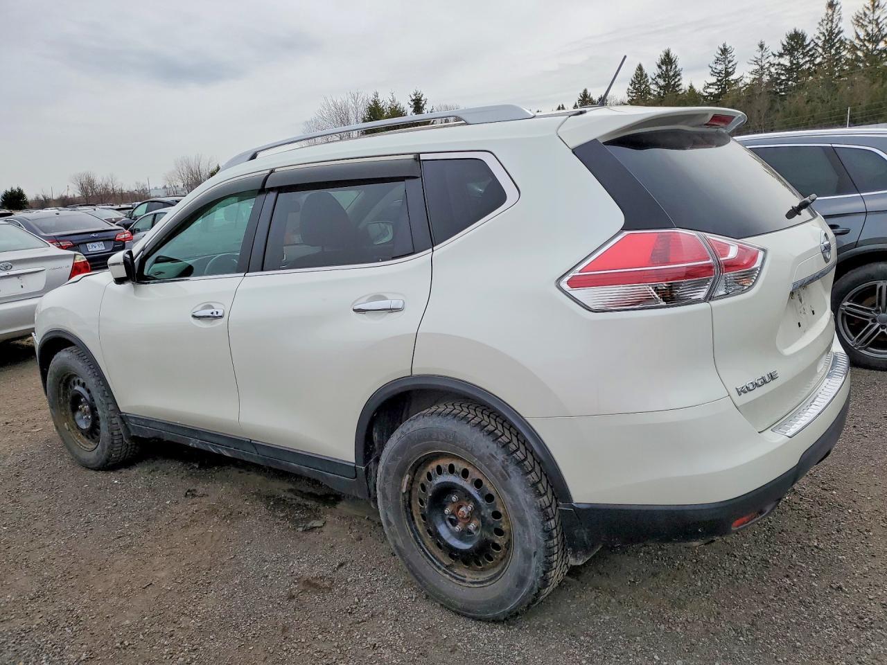 2016 Nissan Rogue S - zdjęcie 2