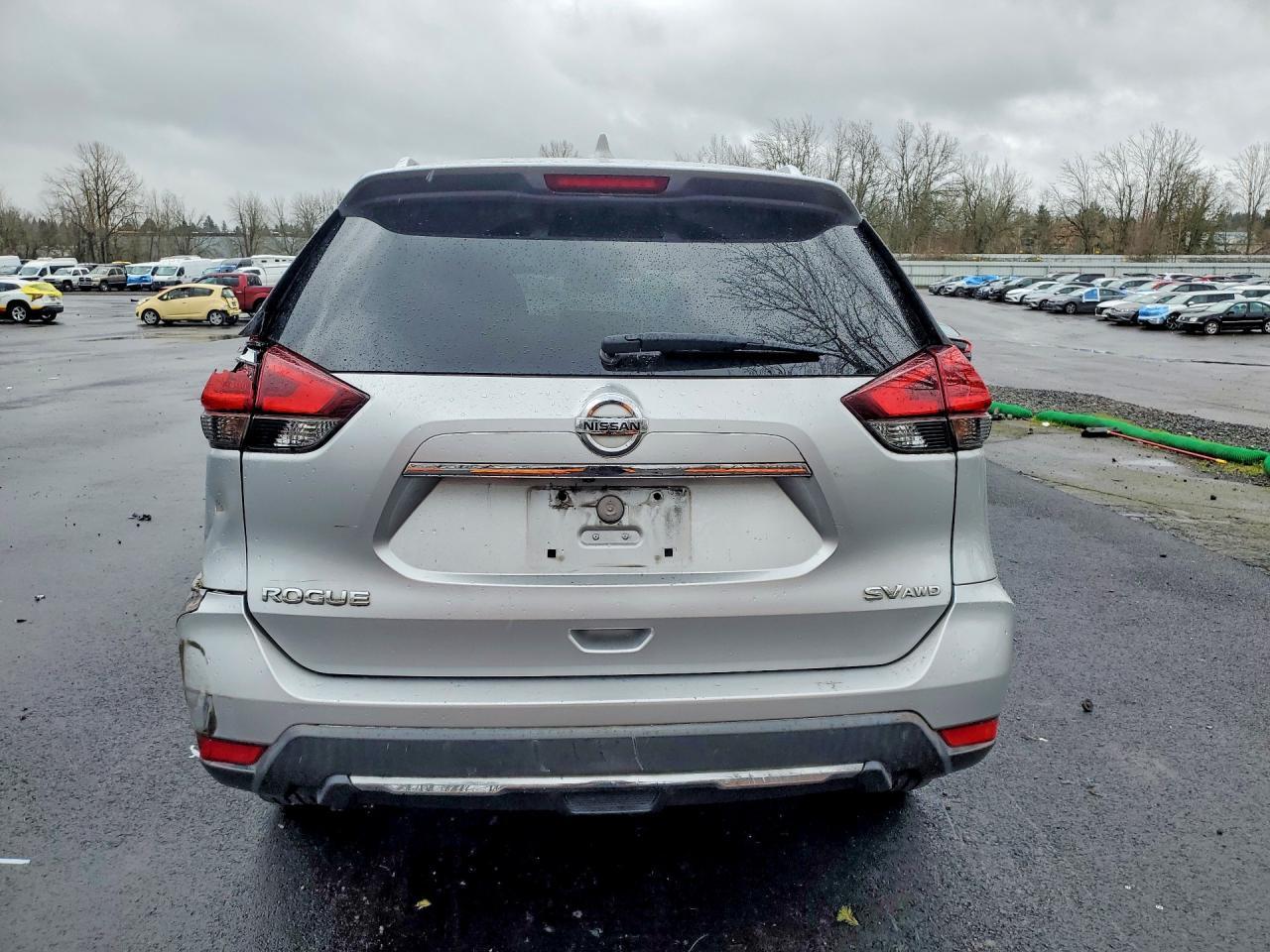 2018 Nissan Rogue Sv - zdjęcie 6