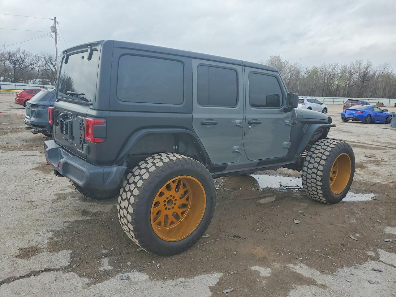 2020 Jeep Wrangler Unlimited Rubicon - zdjęcie 3