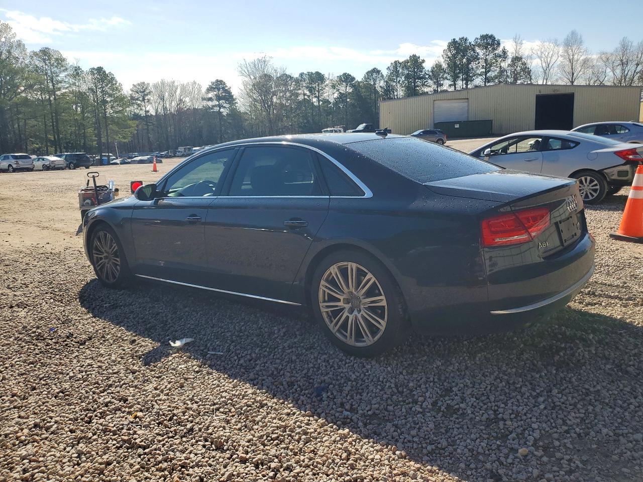 2013 Audi A8 L Quattro - zdjęcie 2