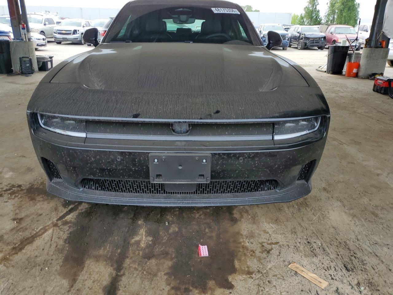 2025 Dodge Charger Daytona R - zdjęcie 5