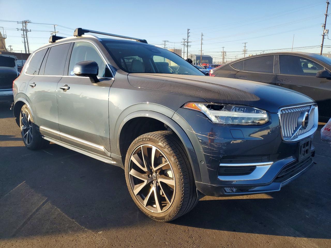 2024 Volvo Xc90 Plus - zdjęcie 4