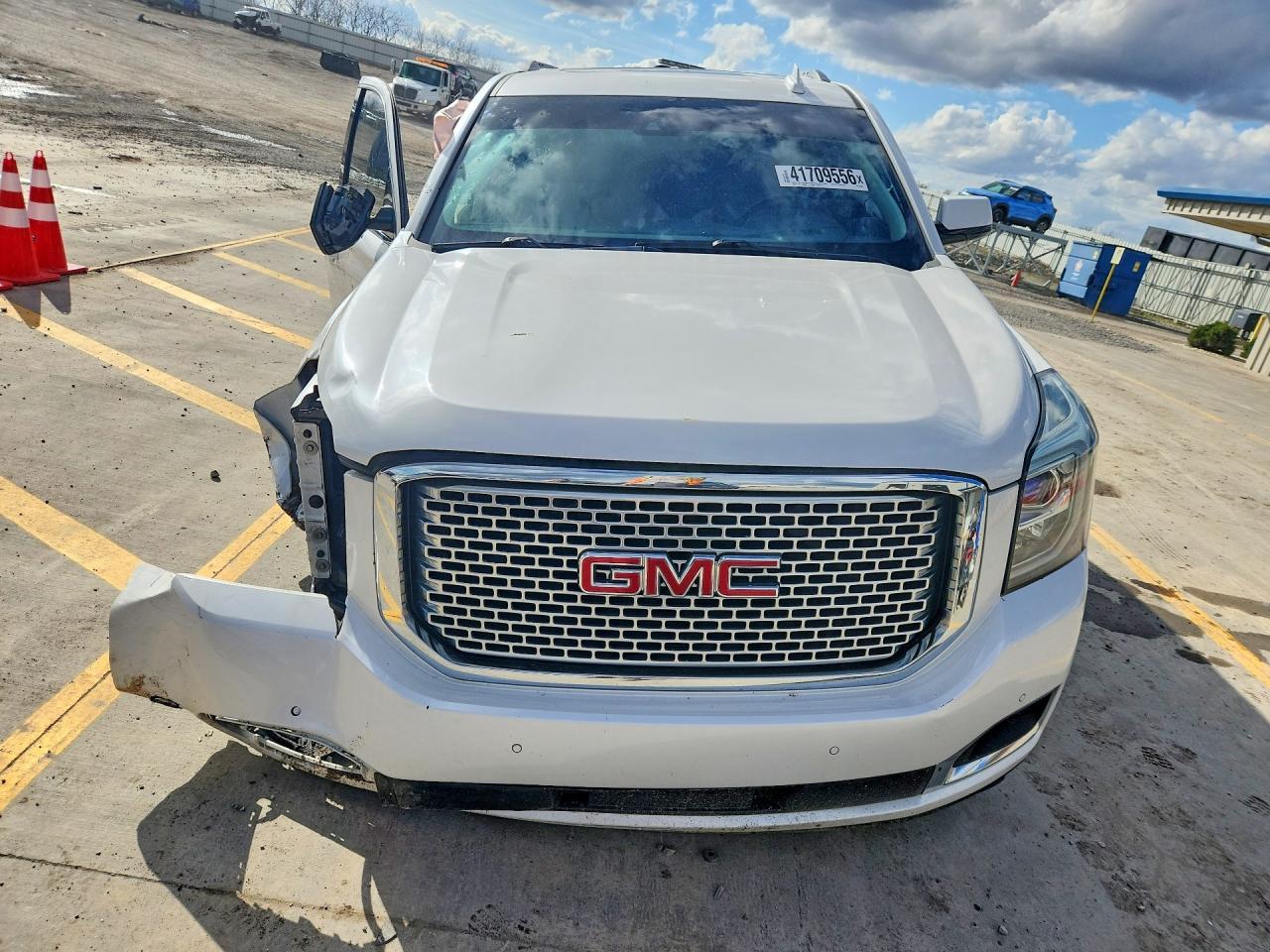 2016 GMC Yukon Slt - zdjęcie 5
