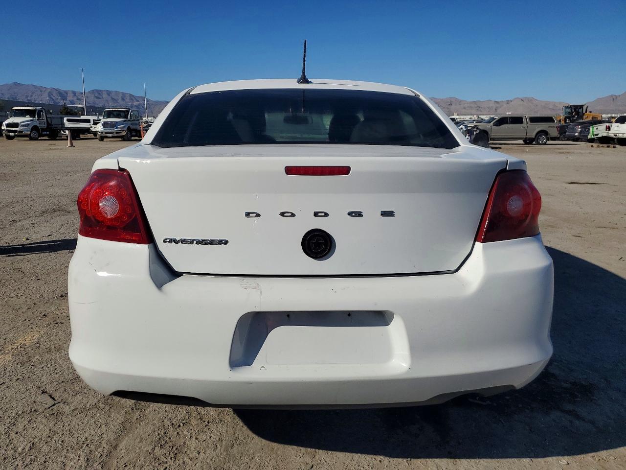 2013 Dodge Avenger Se - zdjęcie 6