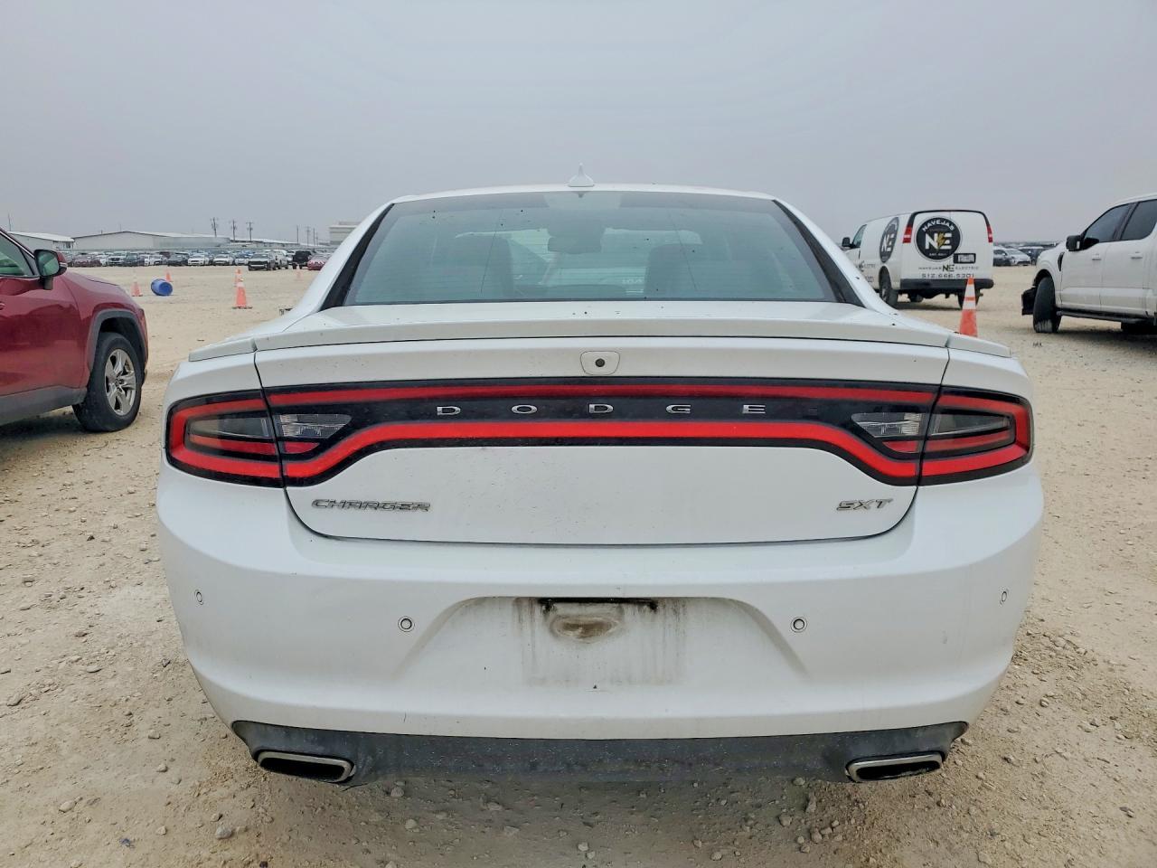 2015 Dodge Charger Sxt - zdjęcie 6