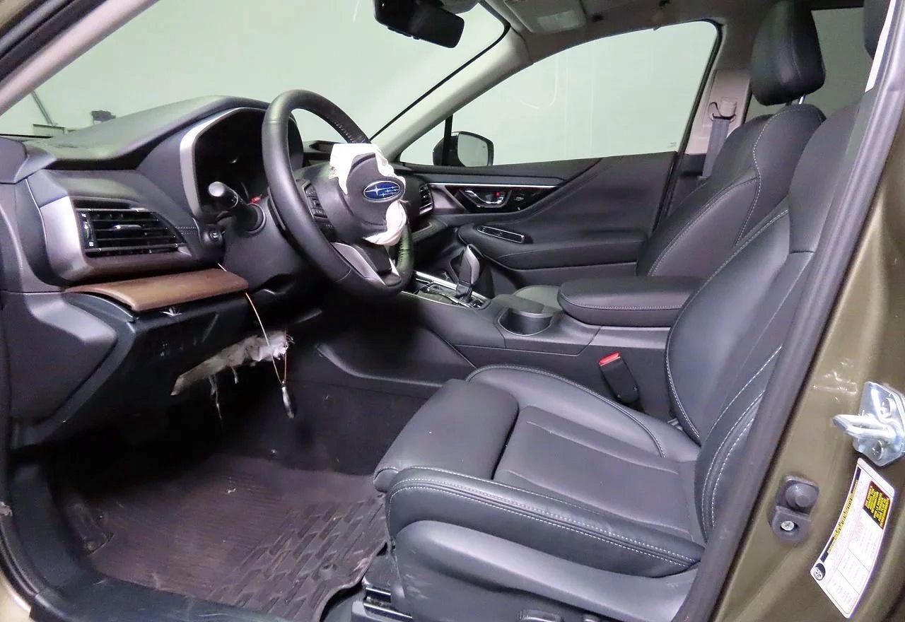 2025 Subaru Outback Limited - zdjęcie 9