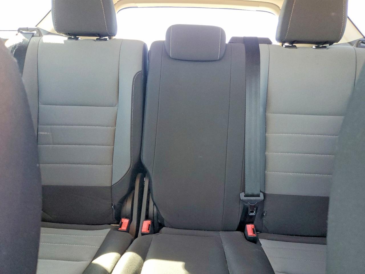 2017 Ford Escape S - zdjęcie 10