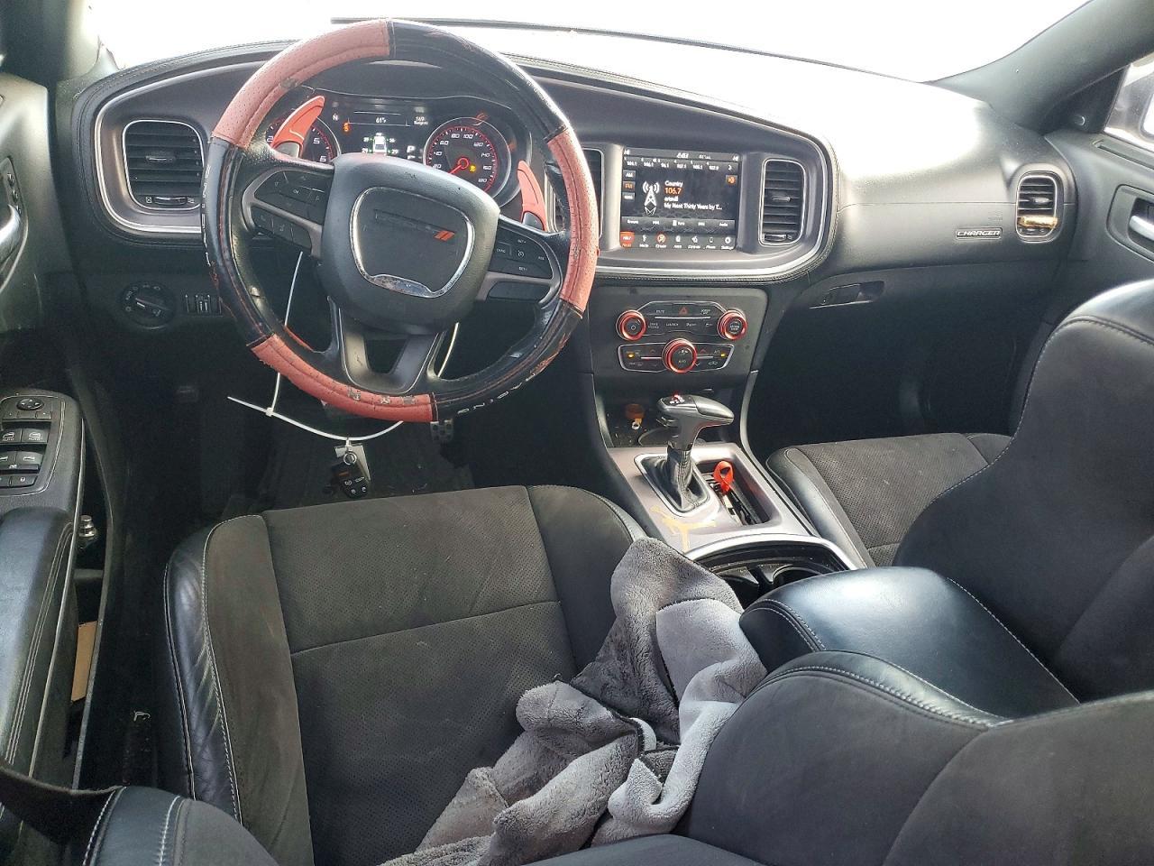 2019 Dodge Charger Scat Pack - zdjęcie 8