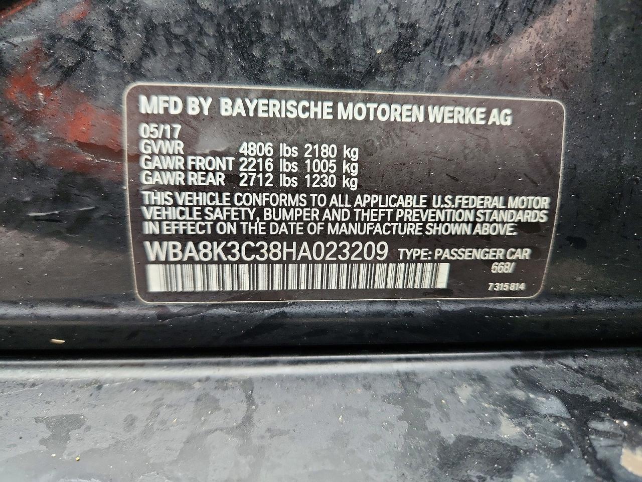 2017 BMW 330 Xi - zdjęcie 12