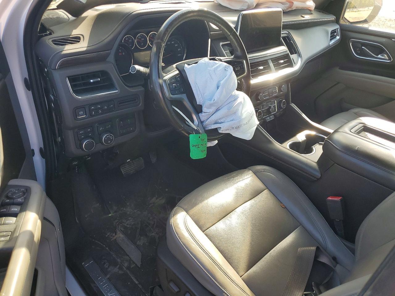 2021 Chevrolet Tahoe K1500 Z71 - zdjęcie 8