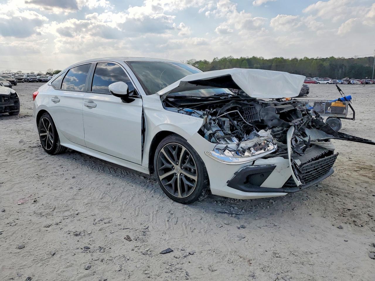 2024 Honda Civic Touring - zdjęcie 4