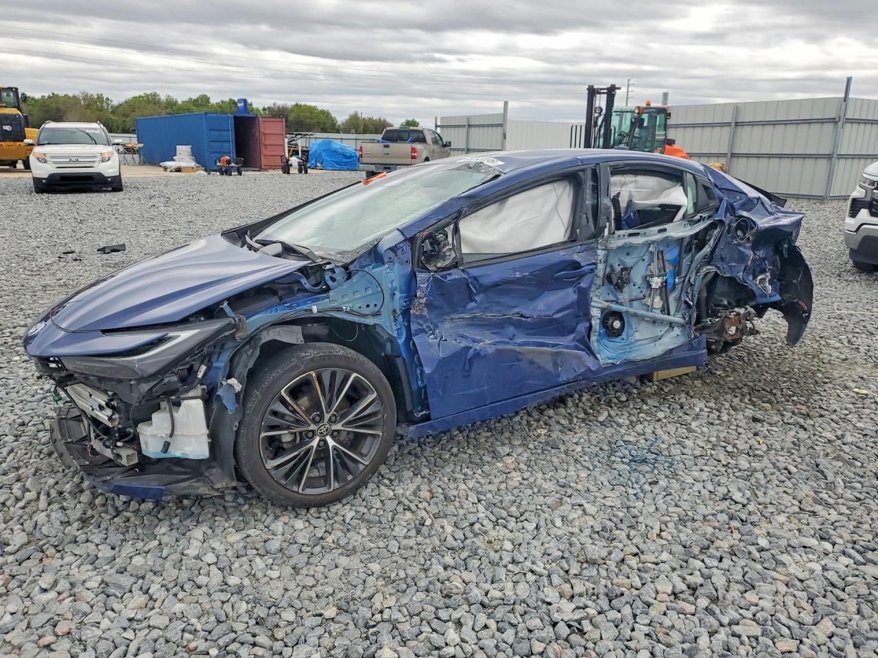 2023 Toyota Prius Xle - zdjęcie główne