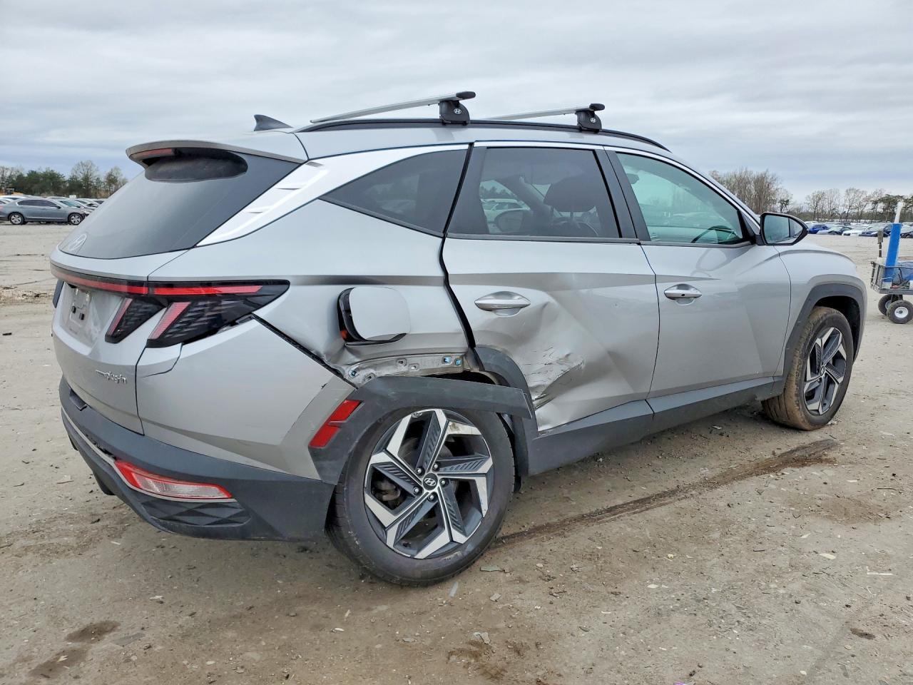 2022 Hyundai Tucson Plug-In Hybrid Sel - zdjęcie 3