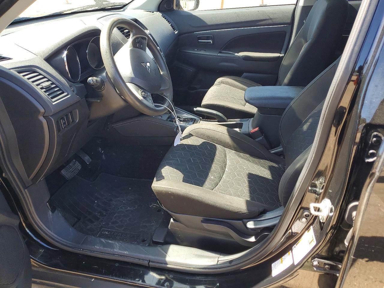 2022 Mitsubishi Outlander Sport Es - zdjęcie 7