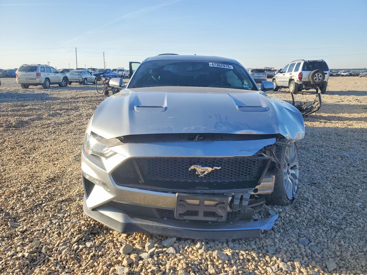 2020 Ford Mustang Gt - zdjęcie 5