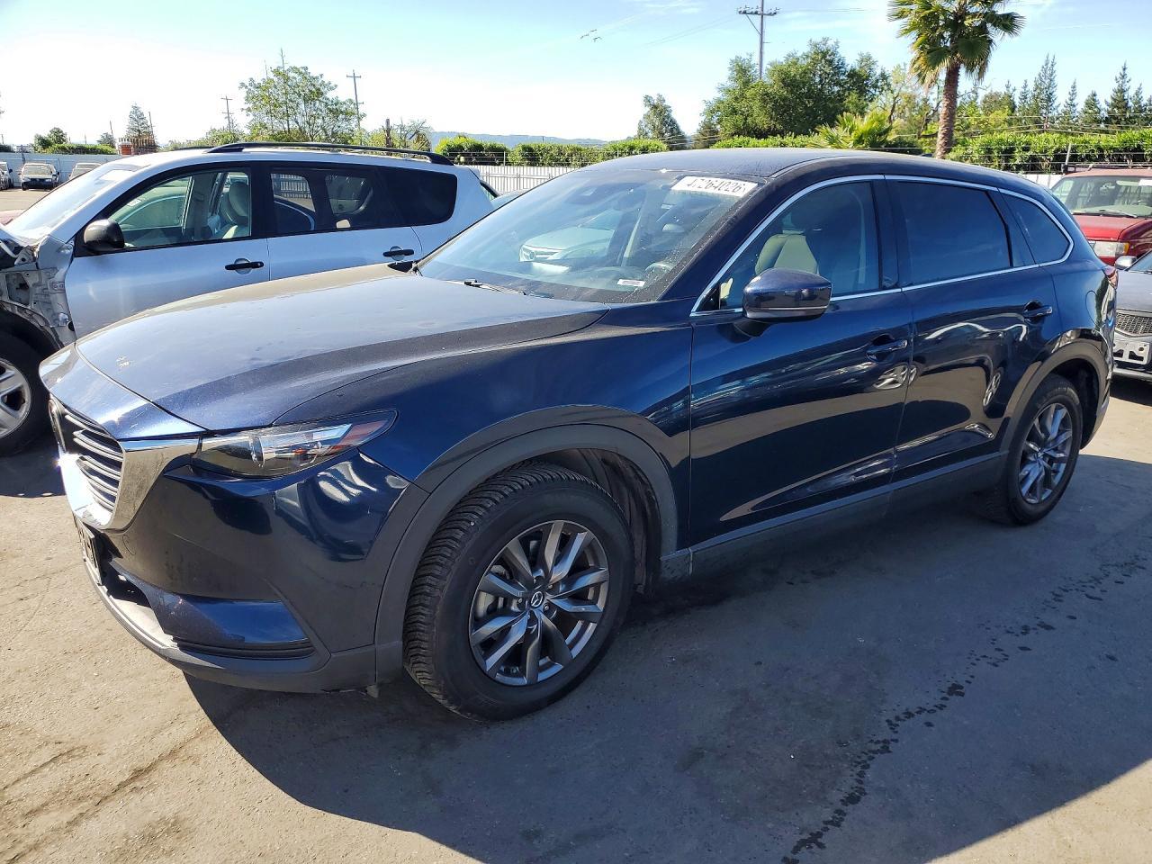 2022 Mazda Cx-9 Touring - zdjęcie główne