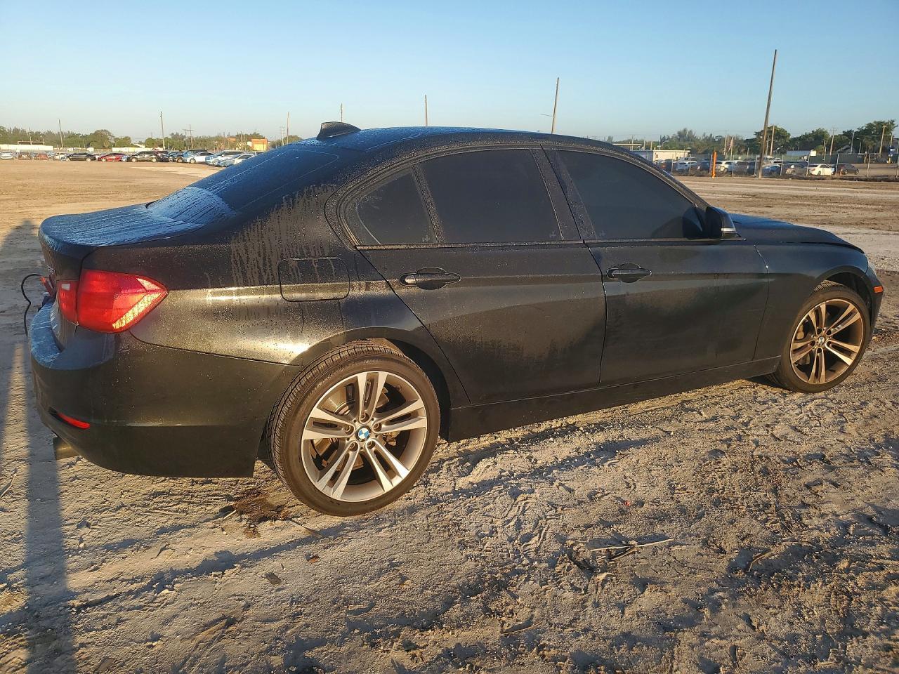 2014 BMW 335 Xi - zdjęcie 3
