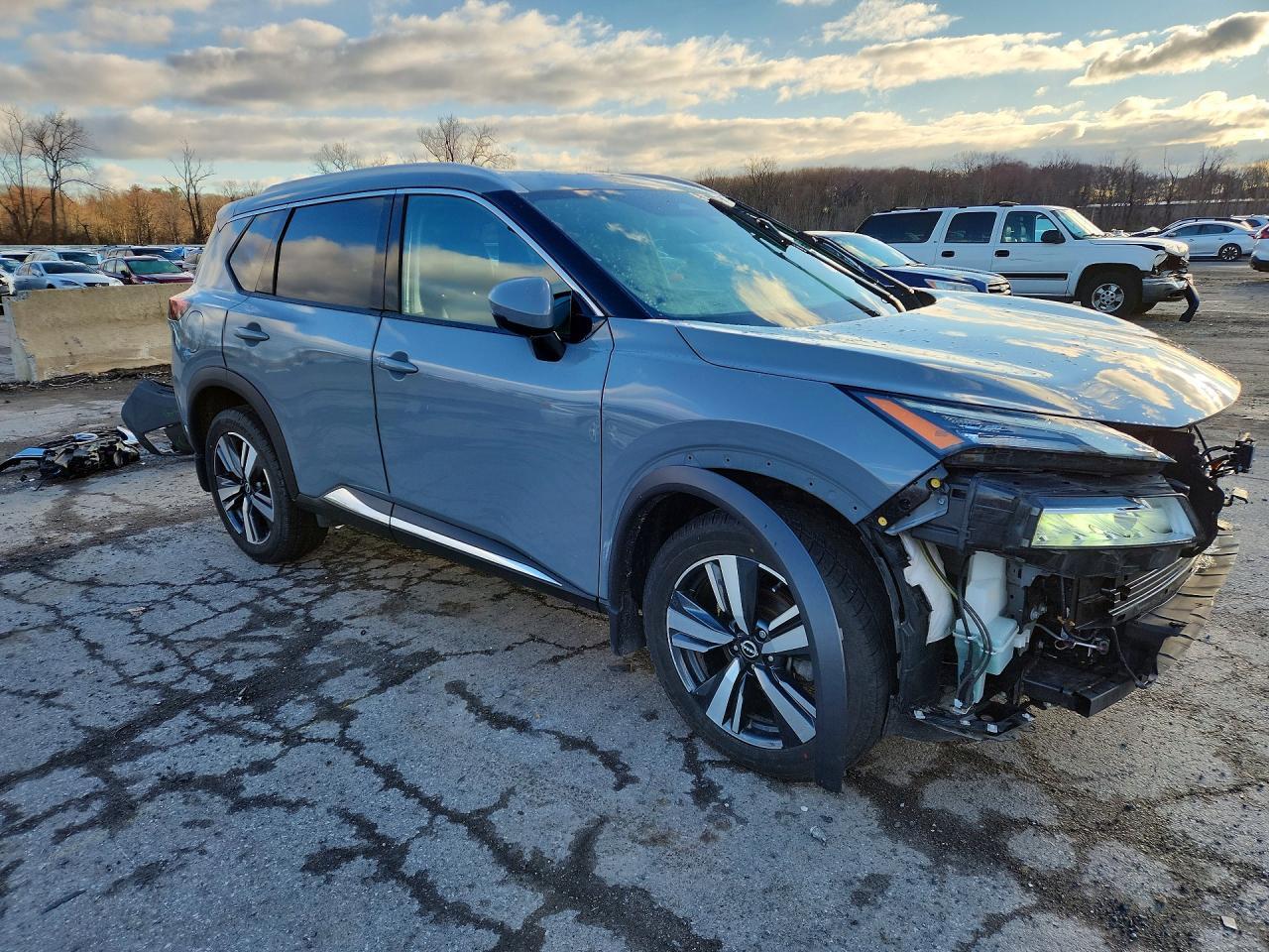 2022 Nissan Rogue Sl - zdjęcie 4