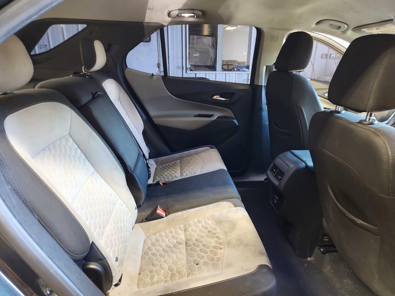 2020 Chevrolet Equinox Ls - zdjęcie 11