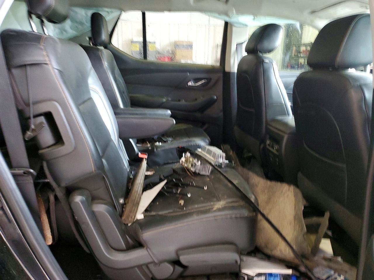 2018 Chevrolet Traverse Premier - zdjęcie 11