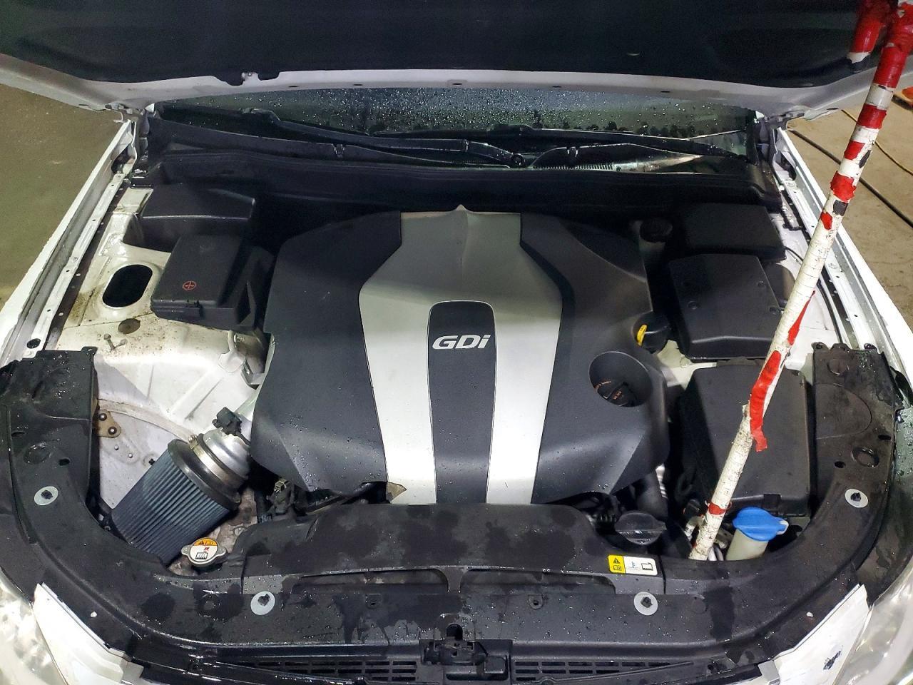 2014 Hyundai Genesis 3.8L - zdjęcie 11