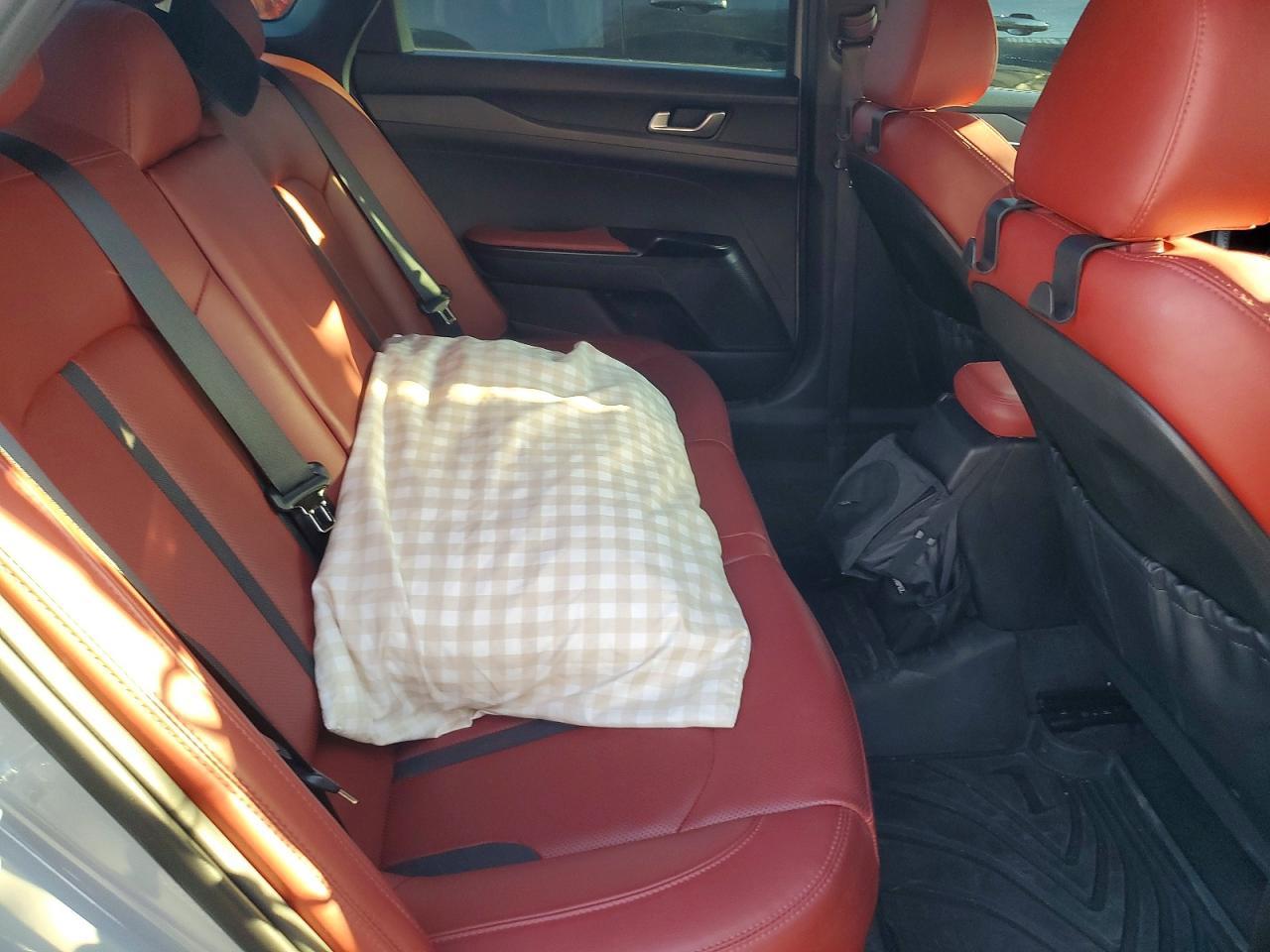 2023 Kia K5 Gt-Line - zdjęcie 11